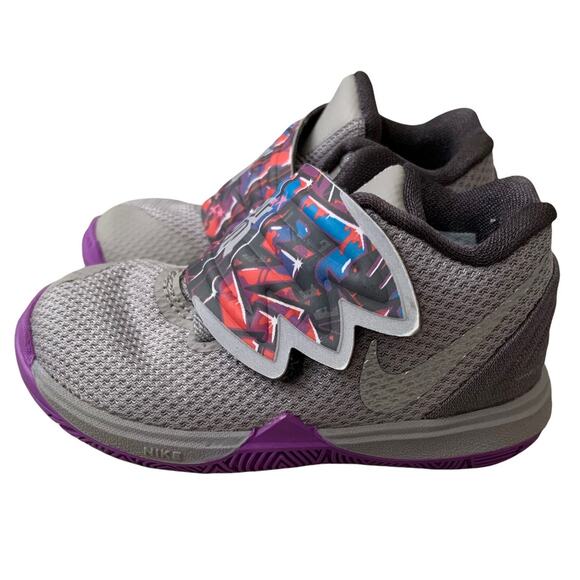 NIKE Size 5C Kyrie 5 TD Toddler Graffiti Sneakers AQ2459-001 - Picture 3 of 9
